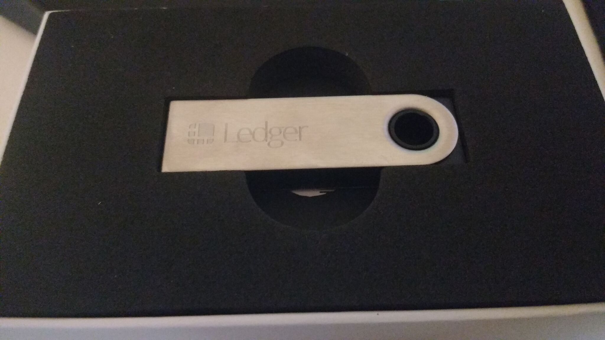 Ledger Nano S Vire!   s In Numeris Is It Safe To Send Bitcoin Cash From - 